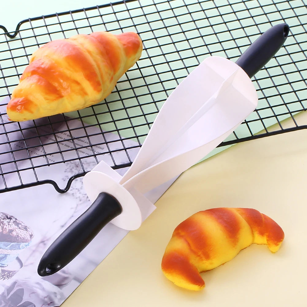 Croissant Cutter Roller Plastic Croissant Rolling Bread Dough Pastry Kitchen Baking Tool Zpaxo