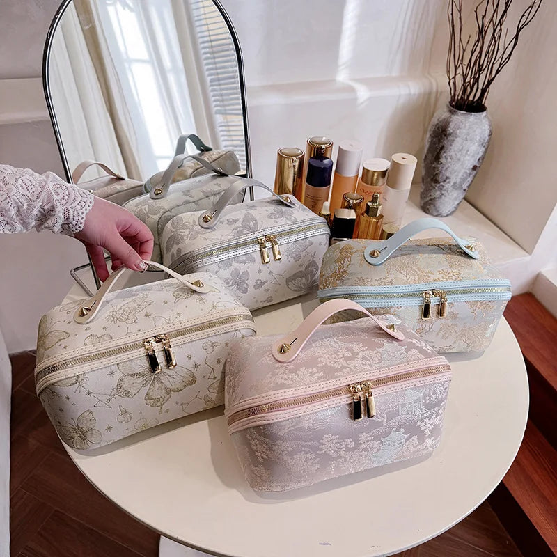 Chinese Style Embroidered Makeup Bag for Women, New Ins Large Capacity Commuting Storage Bag, Home High-end Handheld Wash Bag Zpaxo