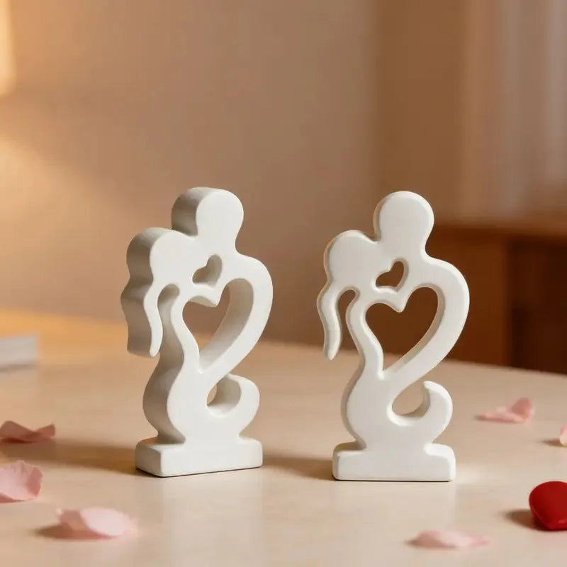 Abstract Couple Hugging Heart Resin Statue Minimalist Lover