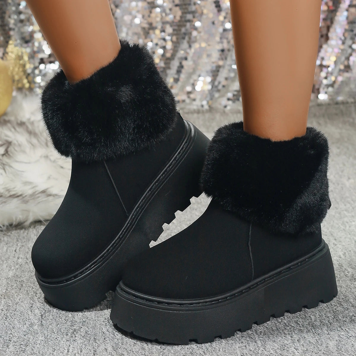 2026 New Women Faux Fur Lined Short Snow Boots Warm Large Size Rubber Uppers Boots Thick Bottom Comfortable Cotton Shoes Women Zpaxo