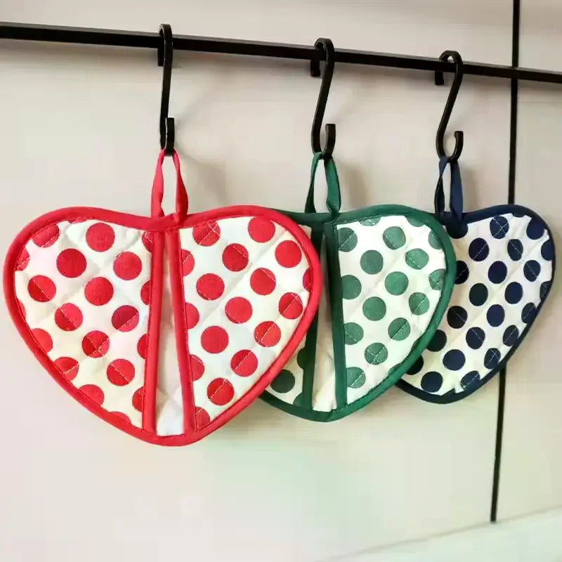 Heart-shaped Hand Clip Heat Insulation Pad Coaster Anti-scalding Zpaxo
