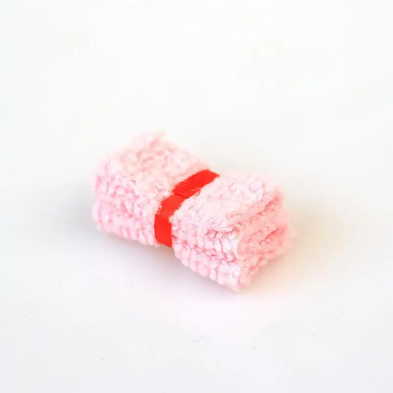 ▶1 Set 1/12 Dollhouse Towel Rack Doll Accessories Scene Model Toys Mini Cosmetics Shelf Miniature Wooden Furniture Bathroom Kit Zpaxo A2