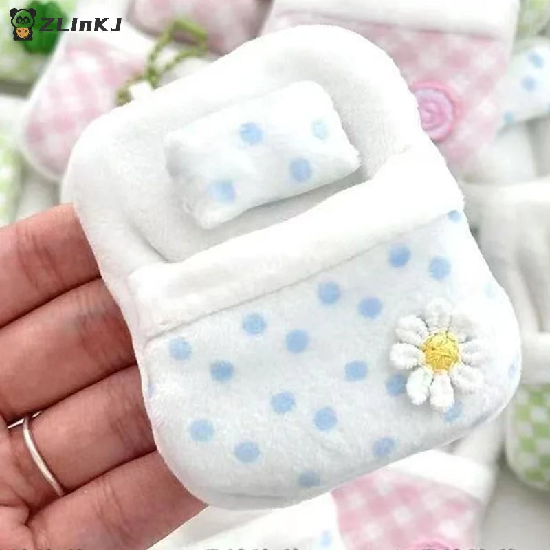 ▶1PCS Cute Plush Anime Animal Doll Four-Leaf Clover Quilt Mini Doll Sleeping Bag Doll Small Quilt Zpaxo