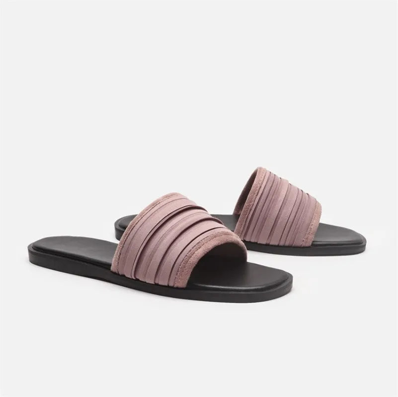Slippers for Women Summer 2025 Low Heel Pleated Surface Beach Sandal Open Toed Flat Bottom Slippers Flats for Women Ladies Shoes Zpaxo