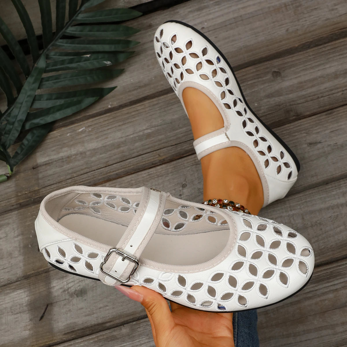 Women Sandals Casual Fashionable Women Shoes 2026 New Hollow Ladies Shoes Closed Toe Sandals Soft Comfortable Ballet Flat Shoes Zpaxo WHITE 40