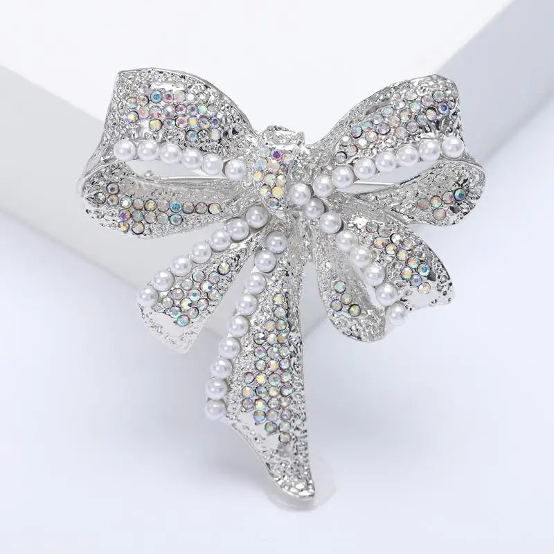 Vintage Fashion Pearl Rhinestone Bowknot Brooches Women Clothing Coat Zpaxo Silver