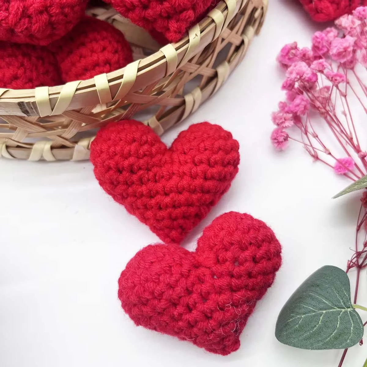 3pcs Handmade Knitted Heart Decorations Blue Red Crochet Finished Hearts for Valentine's Day Wedding Party DIY Home Decor Zpaxo