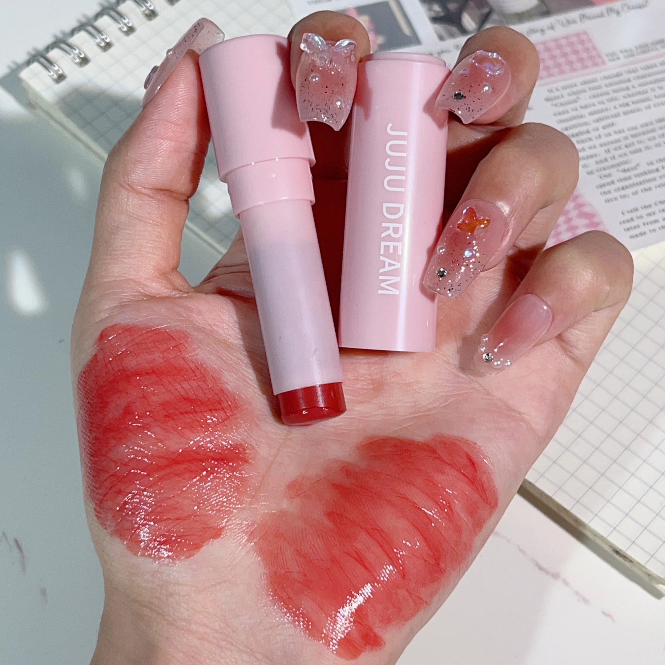 Three-color water-glow lipstick set - Satin finish, red, nude, brown lipsticks, mini lip gloss set for lip makeup. Full lips Zpaxo
