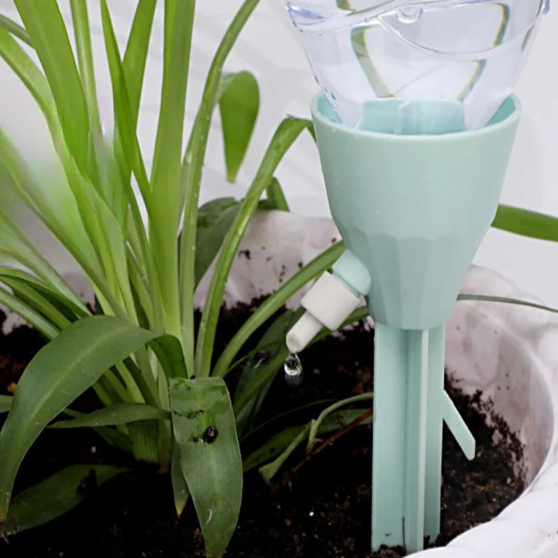 Automatic flower watering device for home potted plants, adjustable drip speed when going out, automatic irrigation dripper Zpaxo
