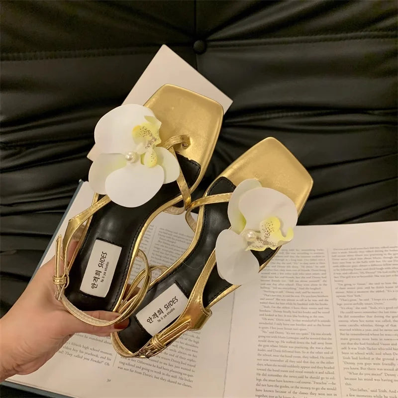 Sandals Shoes for Women's New Summer Flower Open Toe Sandals Flat Bottomed Low Heeled Shoes Sandals Women 2025 Zpaxo