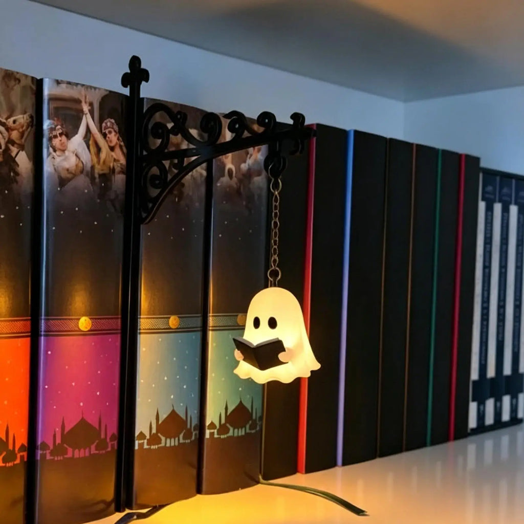 Bookshelf Mini Lantern Cute Mini LED Vintage Ghost Lantern Halloween Bookshelf Lights for Home Tabletop Desktop School Living Zpaxo