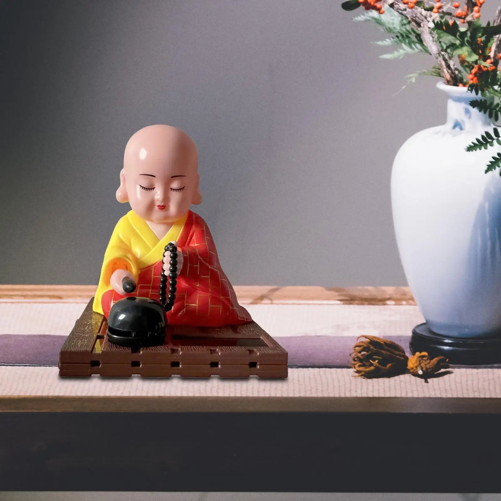 Solar Powered Bobble Shaking Head Dancing Toy Buddhist Monk Doll Figurines Statues Car Dash Board Decorations Zpaxo