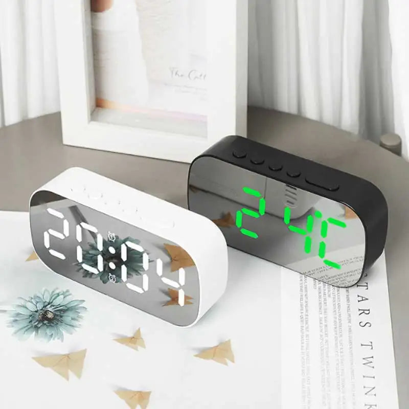 3D LED Digital Alarm Clock with Large Display - Dual Alarm, Snooze, Temperature & Date - 5 Level Brightness & Night Mode Moder Zpaxo