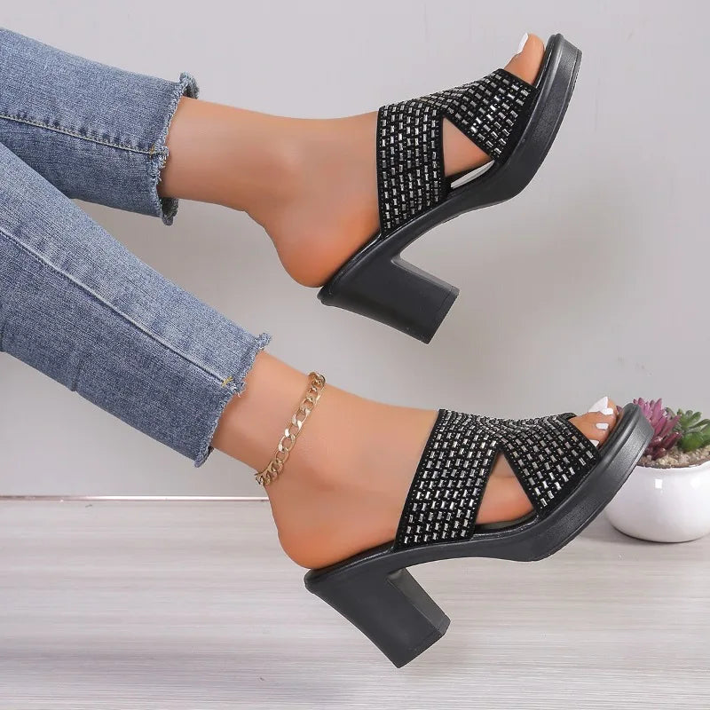 2026 Summer Fashion Heel Sandals Women's Outside Wear Round Toe Zpaxo