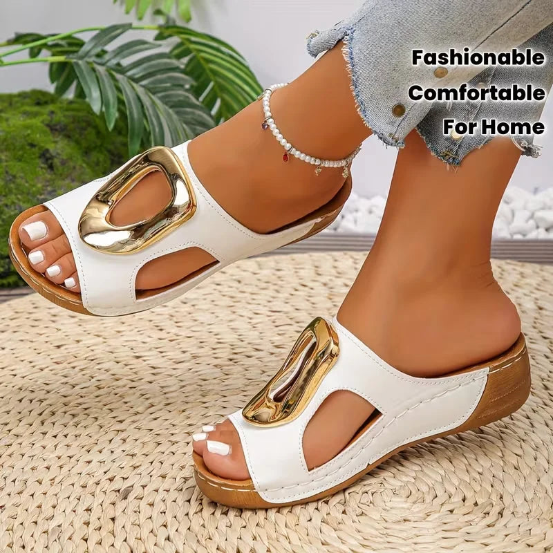 2026 Summer Women Fashion Slip Slippers Beach Solid Round Head Wedges