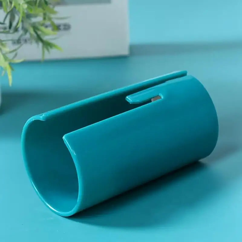 2pcs Christmas Paper Cutter: Manual Plastic Wrap Tool for Gift Wrapping, No Battery Needed. Zpaxo