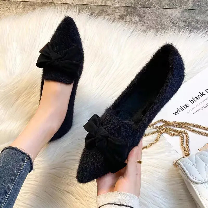 Flat Shoes for Women 2025 Sweet Furry Shoes Women's Outdoor Autumn Winter New Plush Shallow Flat Warm Cotton Shoes Ladies Zpaxo