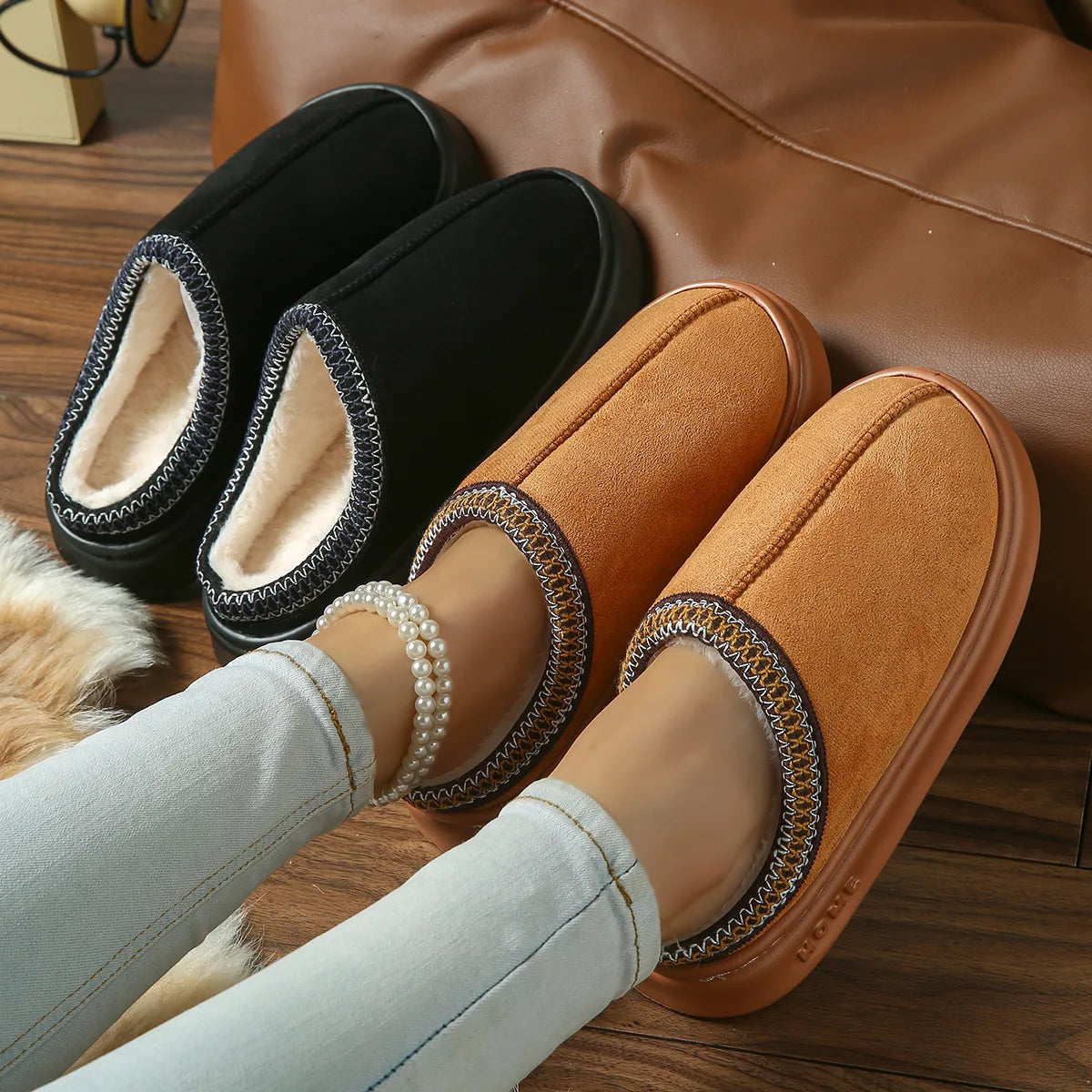 Cozy Fleece Slippers – Soft-Sole Indoor & Outdoor Home Shoes