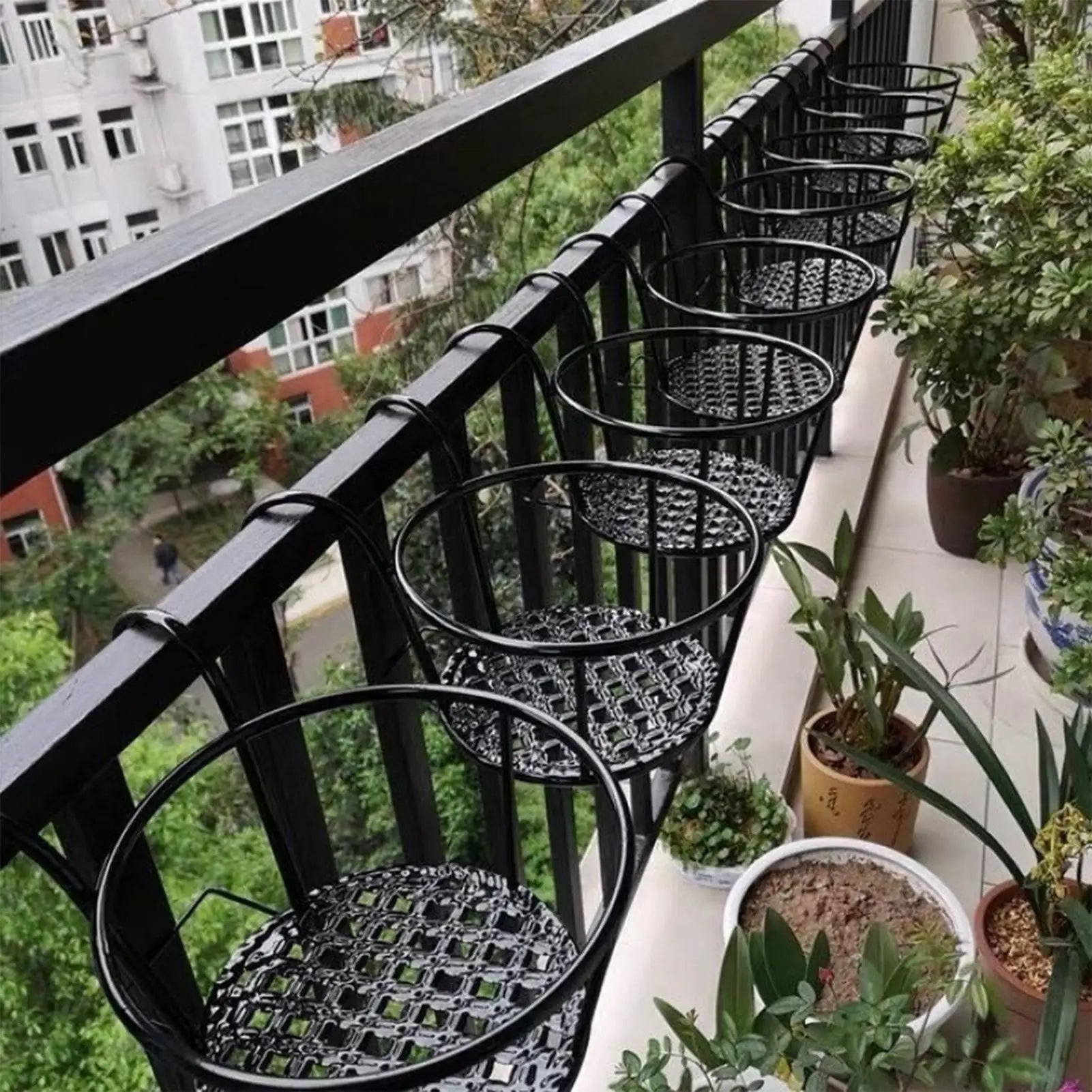 Deck Railing Plant Hanger Iron Weather-resistant Thickened Metal