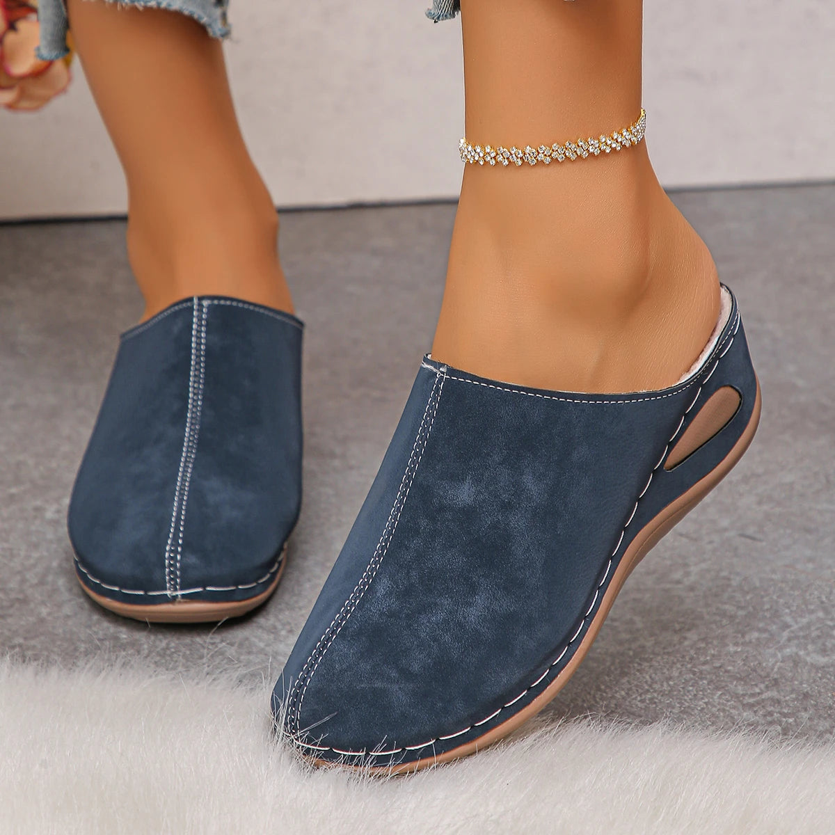 Women Slippers Large Fashionable Sandals Round Toe Slip-on Platform Zpaxo