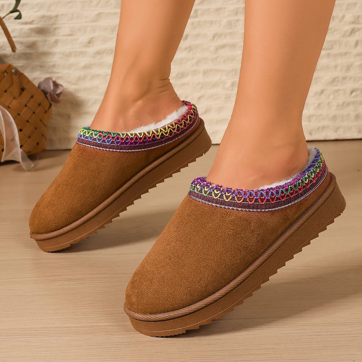 Women Slippers 2025 New Comfortable Flat Cotton Shoes Solid Color Warm Thick Bottom Slippers Platform Snow Boots Slides Women Zpaxo Brown 36