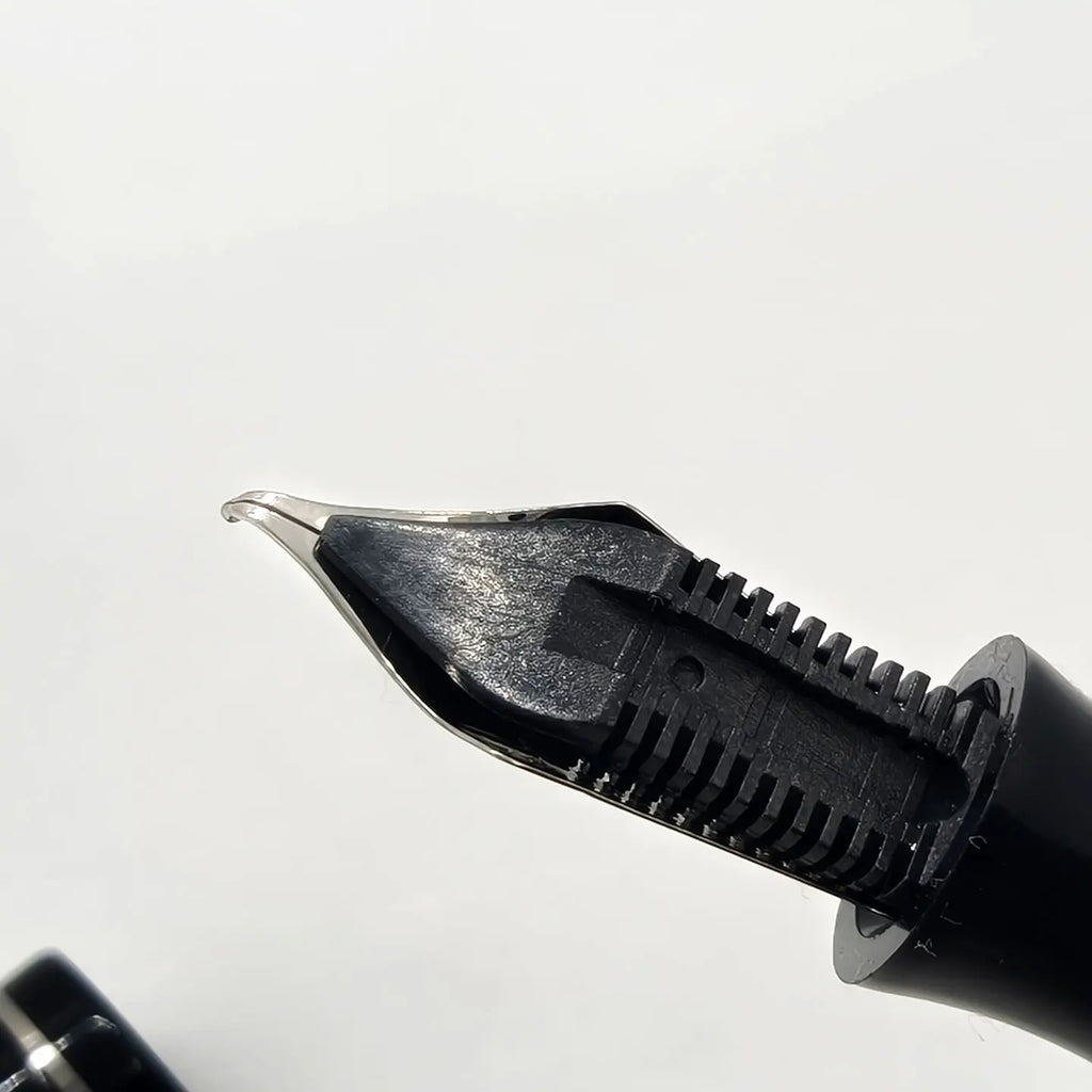 Retro Hero 856 Fountain Pen With Curved Nib, Twist Cap, Calligraphy Practice Pen For Teachers to Grade Homework Zpaxo