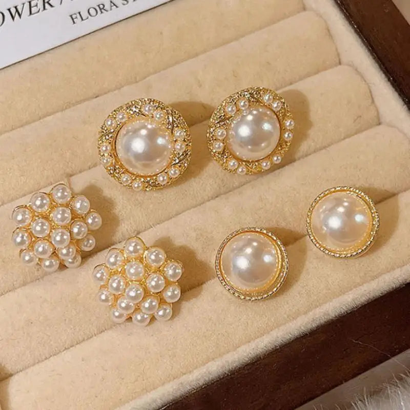 Vintage Gold Geometric Faux Pearl Stud Earrings – 2Pcs Bridal