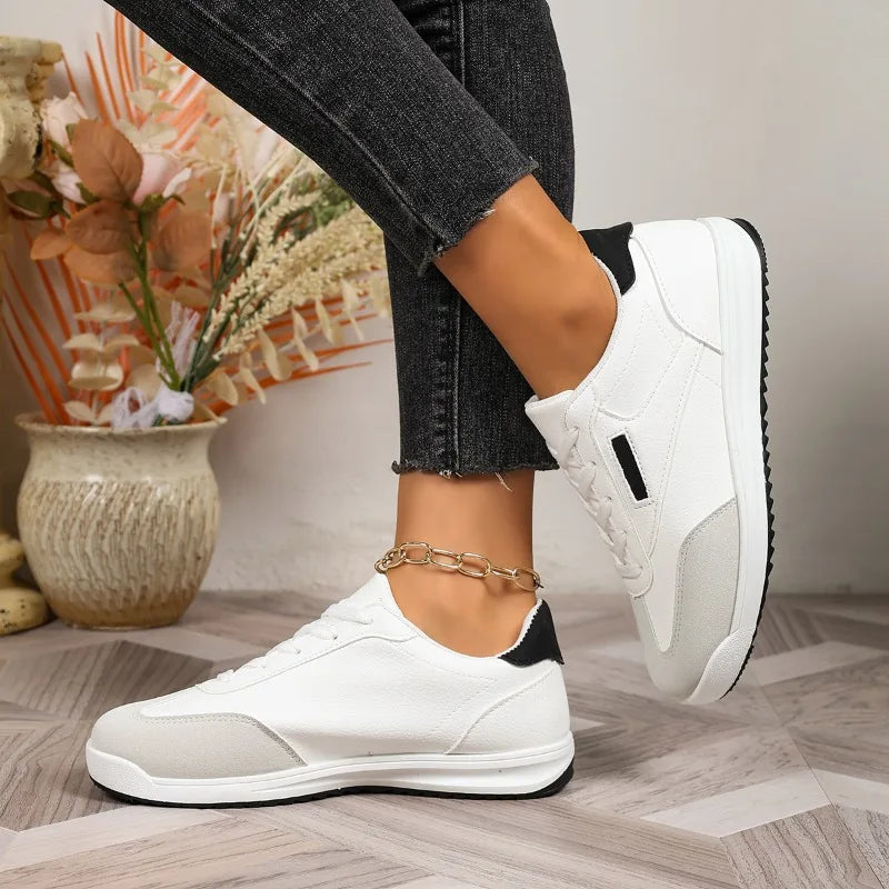 2026 Spring Autumn Women's Comfortable Low Anti Slip Vintage Lace Zpaxo