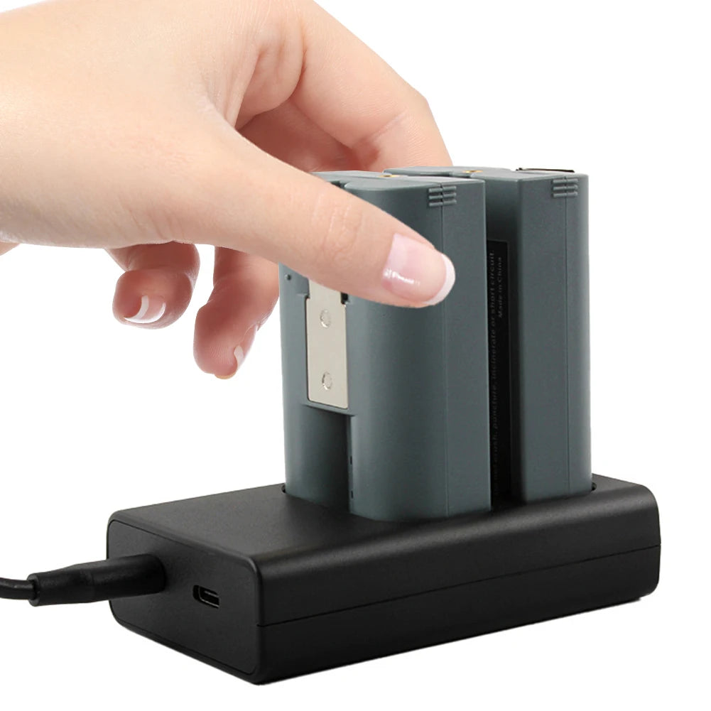 Dual-port Battery Charger DC 5V Dual Port Charging Station Ring Dock