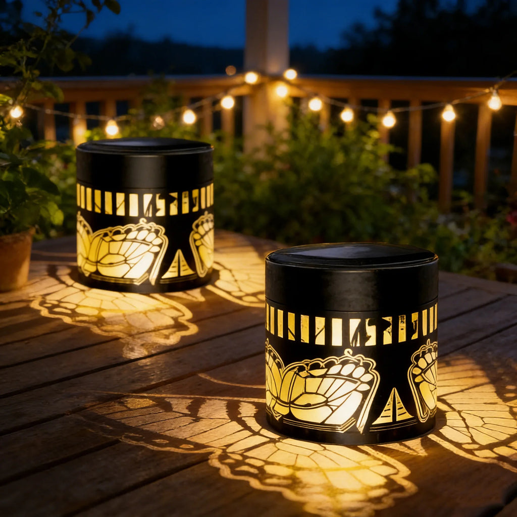 Solar Hanging Wall Light Outdoor Mini Lightweight Spotlight Garden