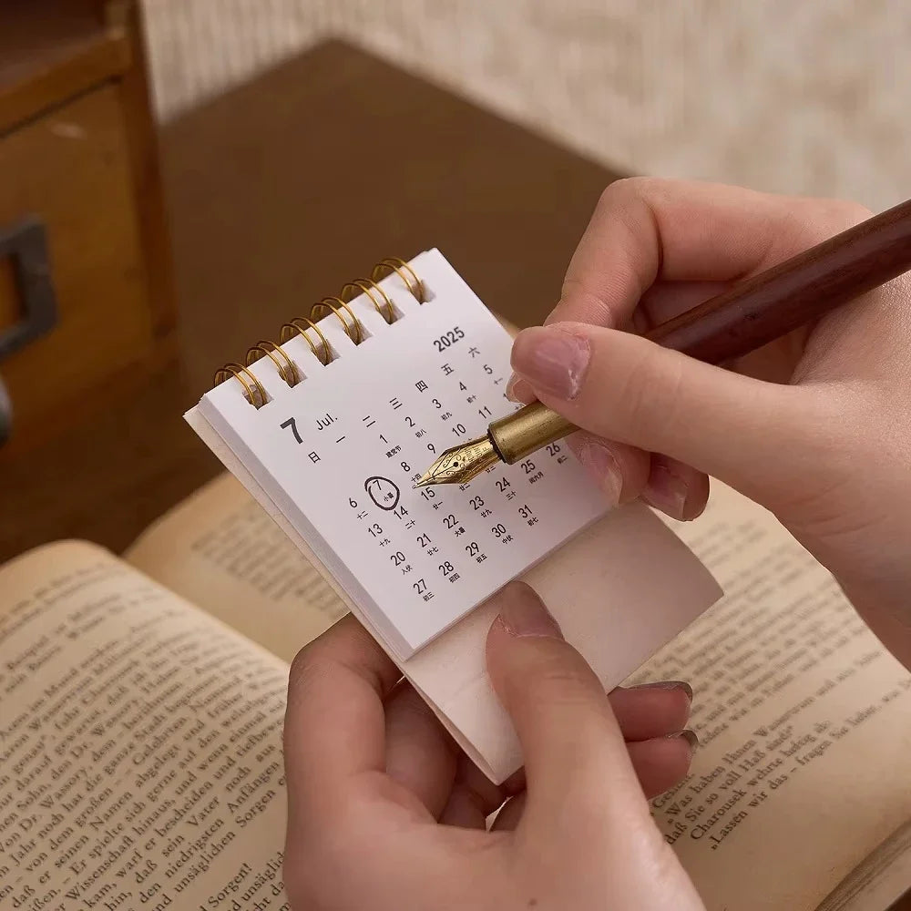 2026 Mini Desktop Calendar – Creative Desk Planner & Decor