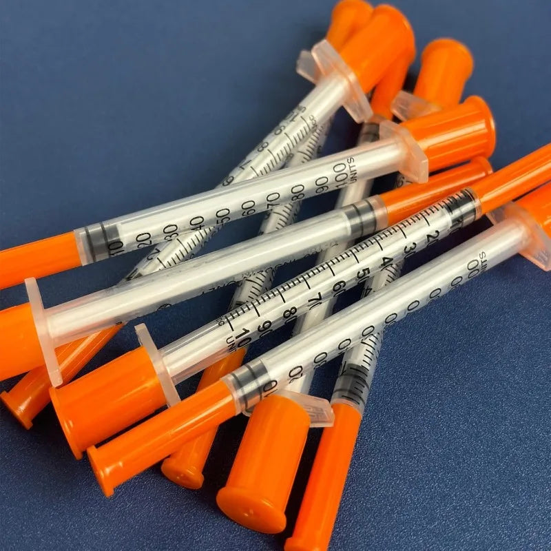 100-Pack 0.5/1ml Disposable Syringes | 31Ga Needles Pet & Lab