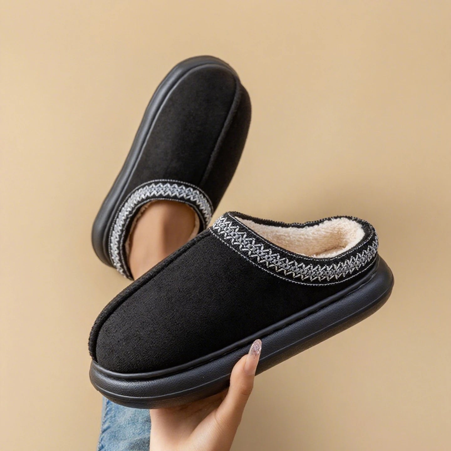 Women's Winter Slippers Plush Fuzzy House Shoes Thick Non-slip Sole Zpaxo black 36-37