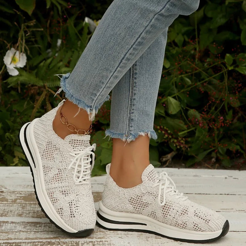 2026 Women's Casual Breathable Mesh Sports Shoes Lace Up Fashion Zpaxo