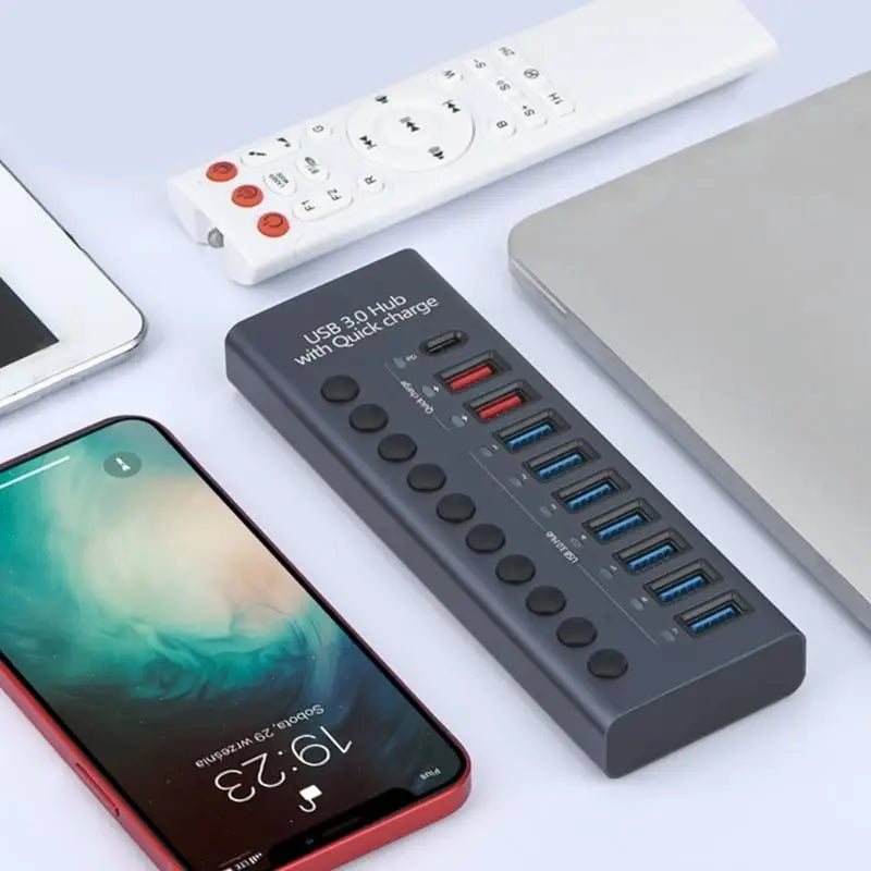 652F 9-Port USB C Hub Expander Power Switches LED Zpaxo