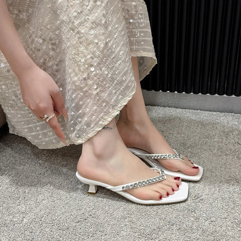 2026 Sexy Mid Heels Slippers Women's Luxury Rhinestone Square Toe Zpaxo