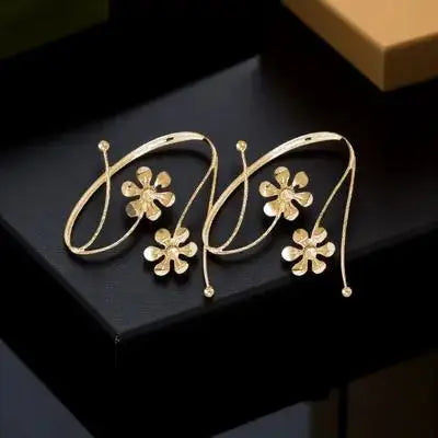 Alloy Curtain Holdbacks Delicate Flower Tiebacks Drape Fixing Strap