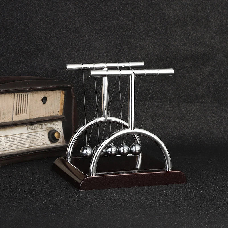 Newton's Cradle Pendulum Balls – Desk Decor & Physics Toy Physics Desk Toy Zpaxo G1308B
