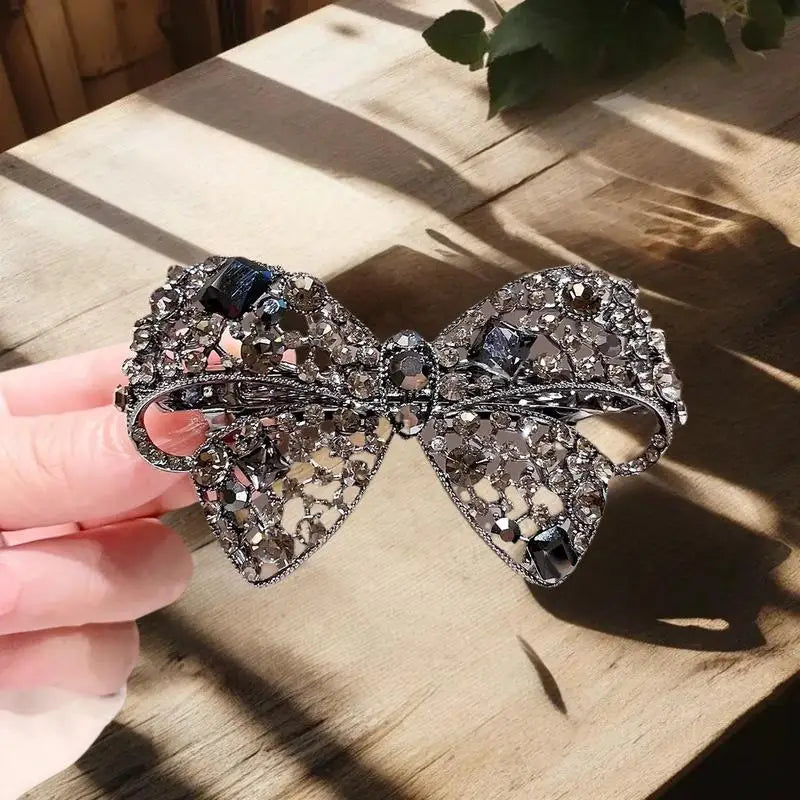 Upscale Black Crystal Bow Shaped Hairpin Rhinestone-embellished Zpaxo