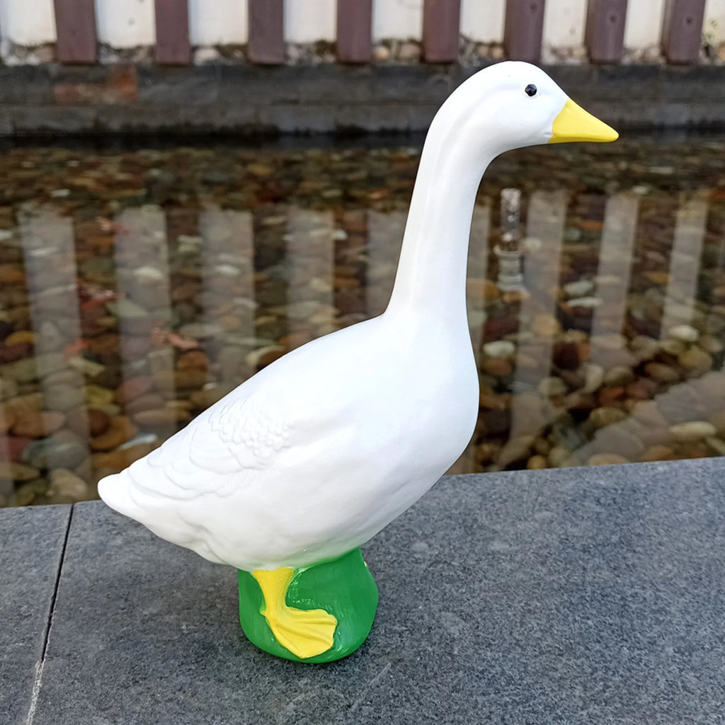 Goose Sculpture Impressive Texture Weather Resistant Figurine