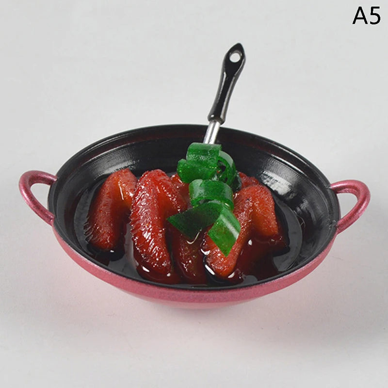 ▶1PCS Dollhouse Mini Metal Cooking Pot with Food Simulation Kitchen Utensils Model Doll House Decoration Miniature DIY Accessori Zpaxo A5