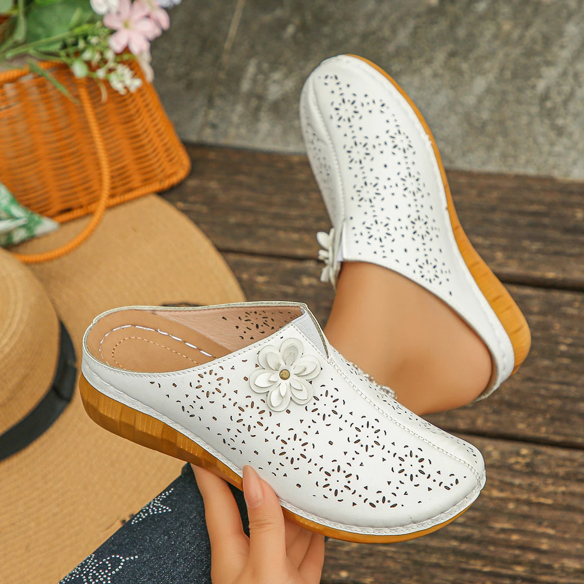 Women Sandals Breathable Hollow Out Mule Slippers Summer Retro Closed Zpaxo WHITE 36