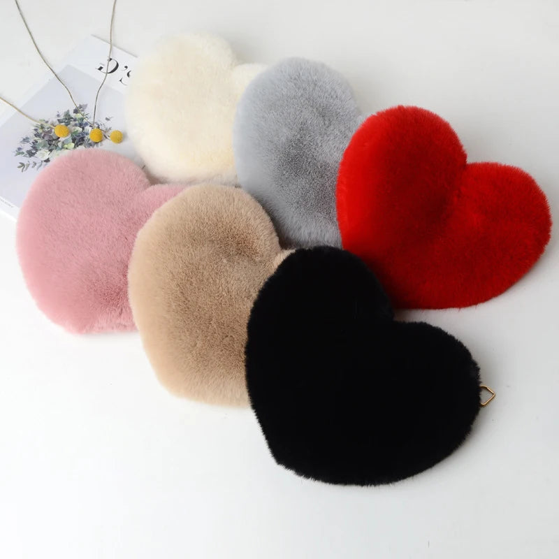 Heart Shaped Handbag Faux Fur Crossbody Bag Lady Soft Plush Chain