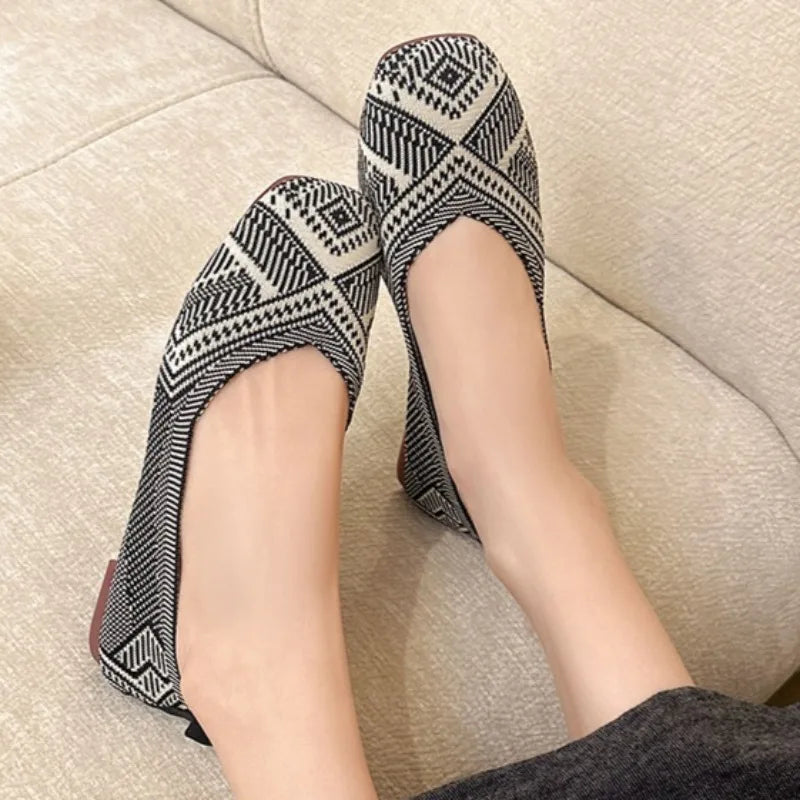 Women's Square Closed Toe Comfortable Lightweight Flat Single Shoes Zpaxo