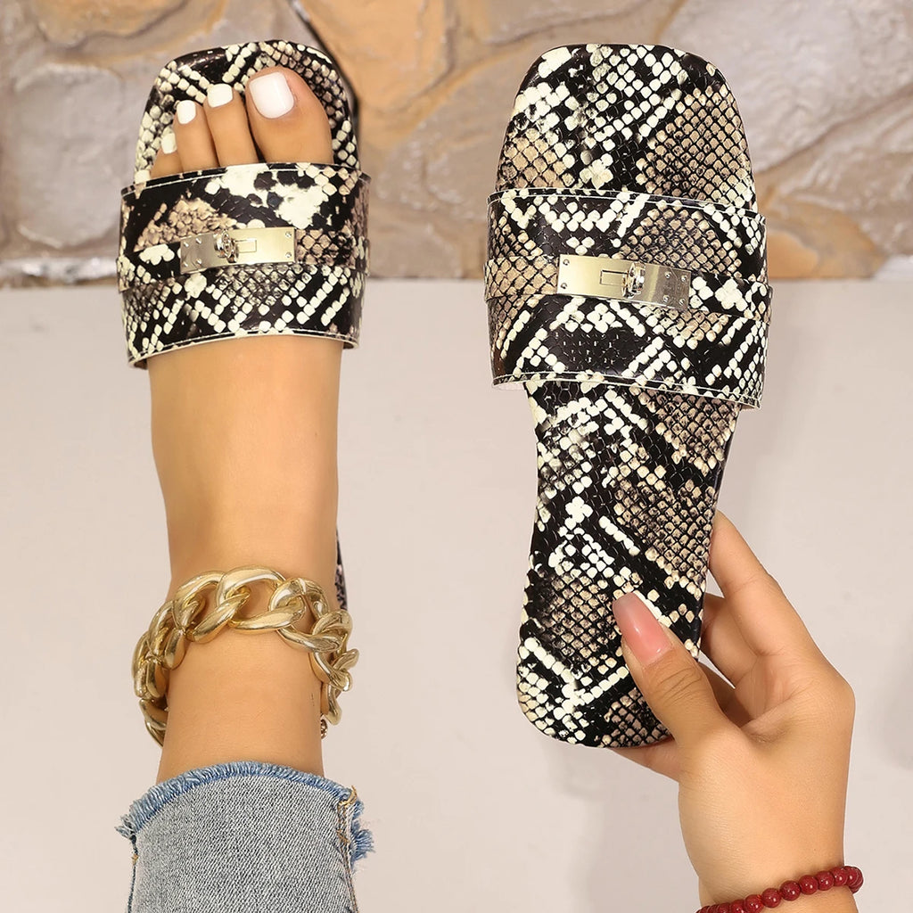 2025 Women Slippers Snake Skin Pattern Flat Non-slip Outdoor Sandals Zpaxo