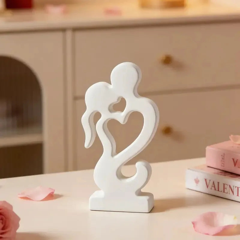 Abstract Couple Hugging Heart Resin Statue Minimalist Lover