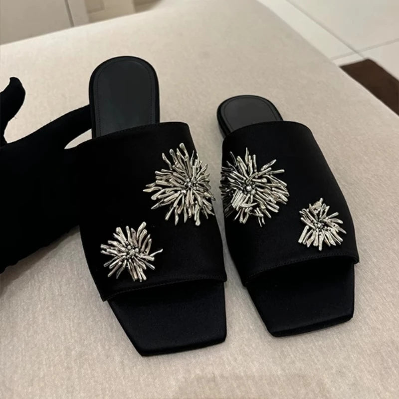 Casual 1 Slip-on Shoes 2025 Women's Flat Fashionable Sandals Daily