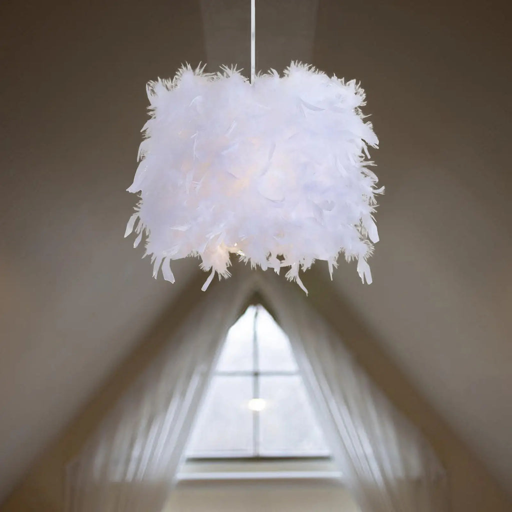 Feather Lampshade – Romantic Pendant Light Cover | Home & Events Feather Lampshade Zpaxo