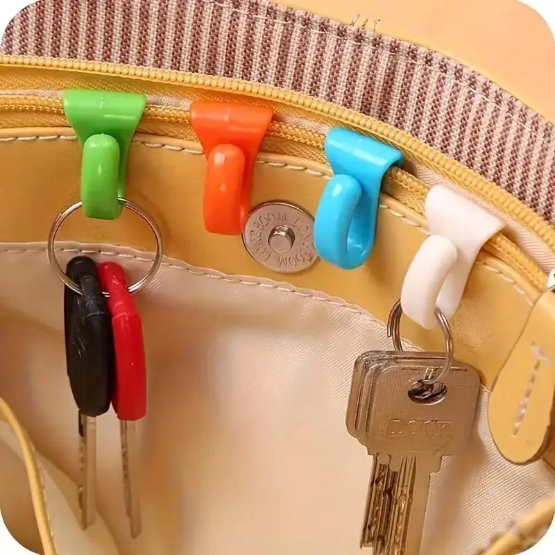 4-Pack Anti-Loss Key Hooks, Space-Saving Plastic Design for Quick Bag/Home/Car Organizing Zpaxo 4pcs random color