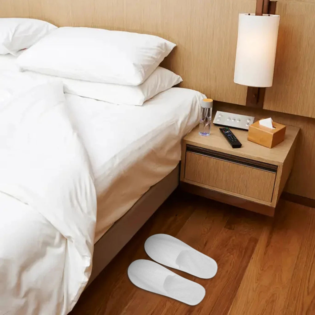 White Disposable Non-Woven Slippers – 10/30/50 Pack Unisex